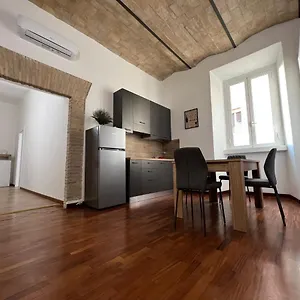 Starhome Colosseo Rome